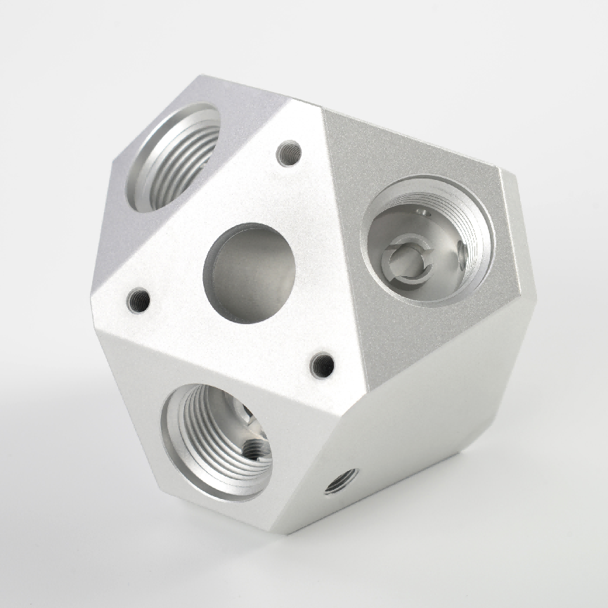 多角度连接座（五轴加工）